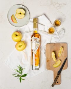 panyolai golden apple palinka